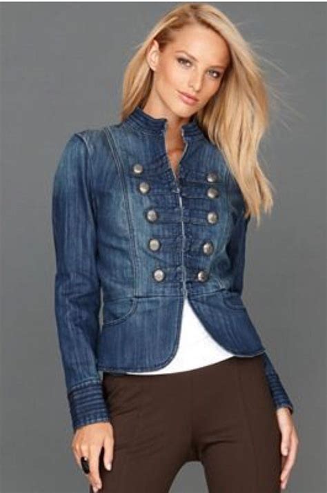 Women's Jeans: jackets, pants and shorts 